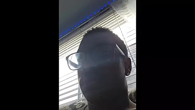 Вебкам-шоу hormoneactivated