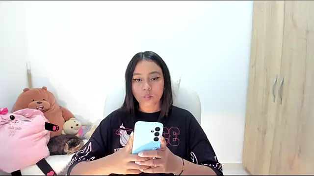 Ciara8's Live XXX Chat