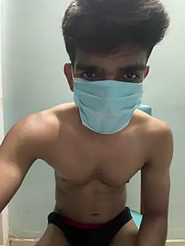 BadBoyTom78 网络视讯表演