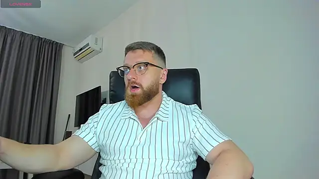 Findom_guy 在線直播表演