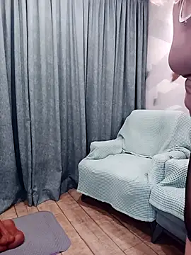 Czat XXX na żywo – EmilyFanks