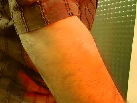 Show modela Jenni11Live na web-kameri