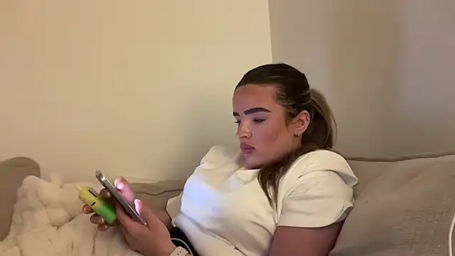 maisiesmithx: απευθείας συνομιλία ΧΧΧ