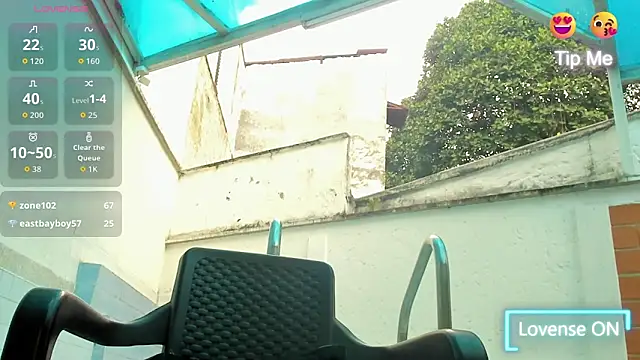 Adam_MillanFF 在線直播表演