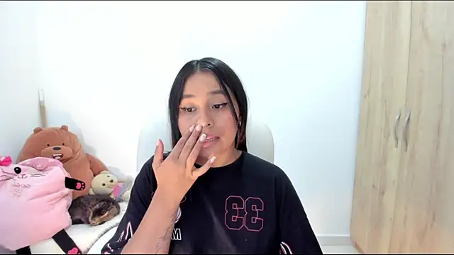 Chatroom XXX en direct de Ciara8