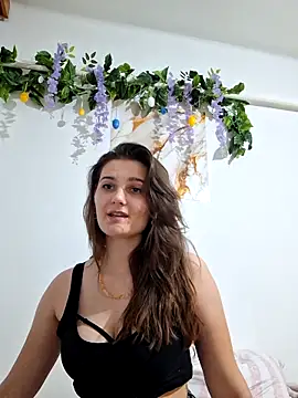 Nika_aa লাইভ XXX চ্যাট