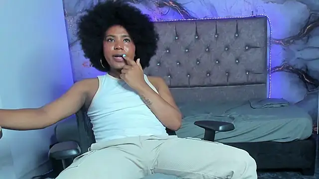 XXX chat uživo modela CataleyaMoon_