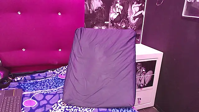 violet_angel13 Live XXX-Chat