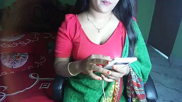 Онлайн чат XXX BengaliQueenStar