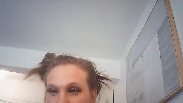 Ariasweetaspie's Webcam Show