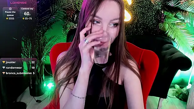 Kelly_Frank Chat XXX live