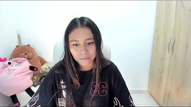 Ciara8 Chat XXX in diretta