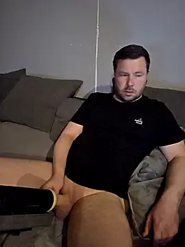 Da_riva: διαδικτυακό σόου στην κάμερα