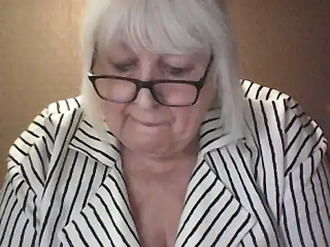 Alexia64231's Live XXX Chat