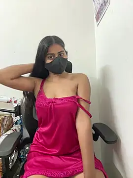 sexy-riyaa43 Adlı Modelin Web Kamerası Şovu