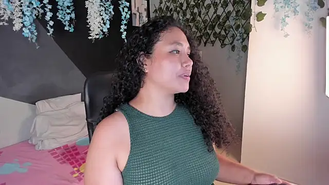 alixon_fiore5 Adlı Modelin Canlı XXX Sohbeti