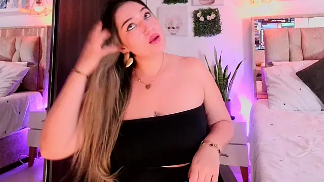 Chat +18 de Dulce_Morrys ao vivo