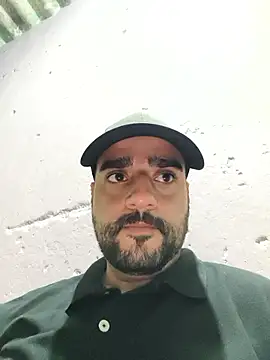 Chat +18 de gusto14cm ao vivo