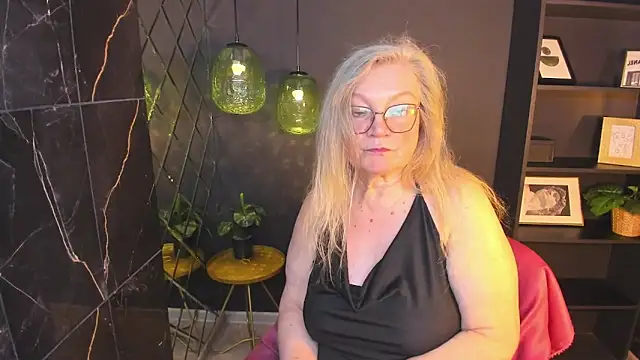 NataliMellow's Webcam Show