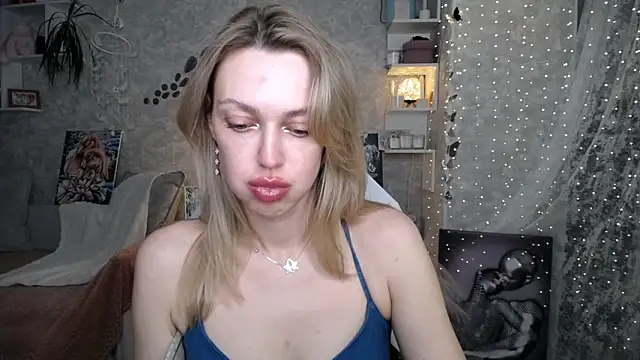 Онлайн чат XXX NickyAdamidi