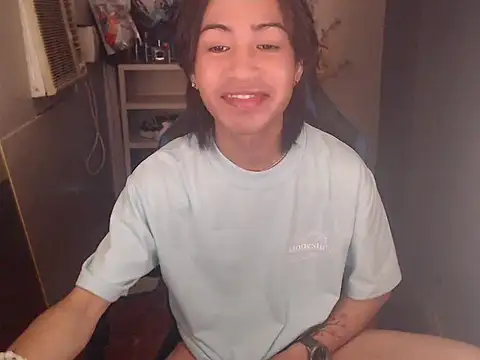 Erin_23 Pertunjukan Webcam