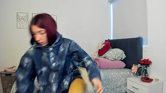 Chat +18 de SarahLee__ ao vivo