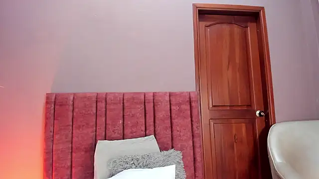 AndraCyruss Chat XXX in diretta