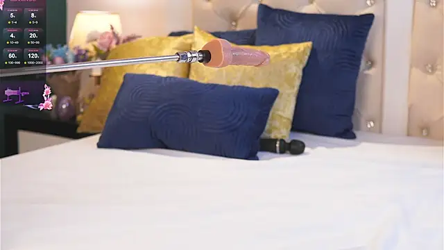 Sembang XXX Secara Langsung caroline_adams_