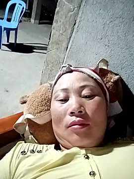 kalara_kail Show Webcam