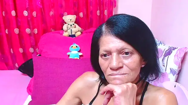 SLUTTYROXY: онлайн-секс-чат