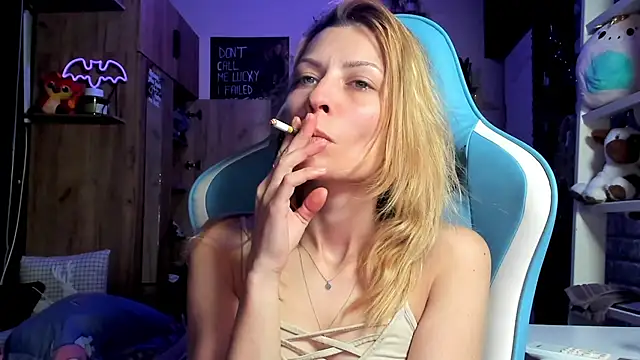 karo123421's Live XXX Chat