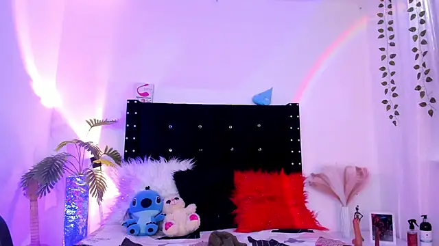 Cooperrosscute233 live XXX chat