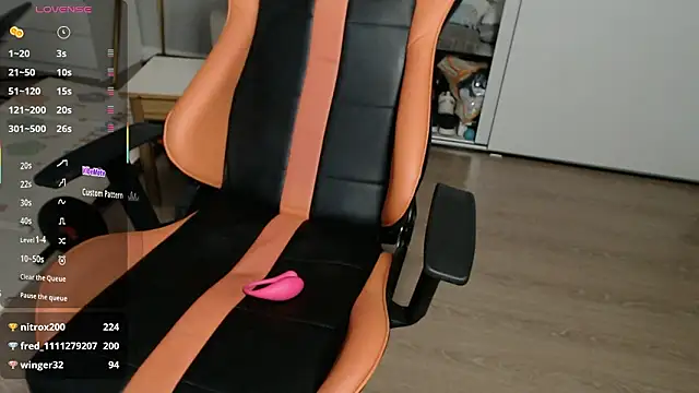 crystalyss: онлайн-секс-чат