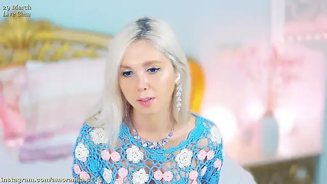 Amoramias Live XXX-Chat