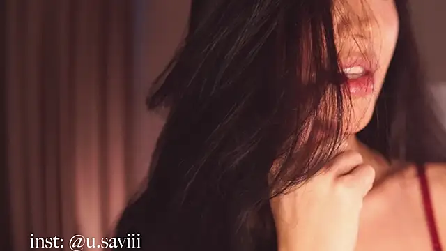 SAVII077: онлайн-секс-чат