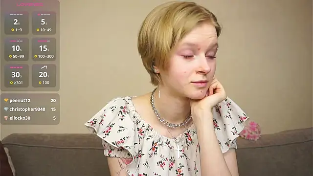 ToyaPletz Chat XXX in diretta