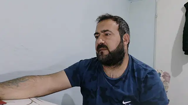 mio_jaks Adlı Modelin Canlı XXX Sohbeti