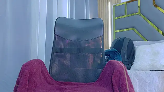 Oliver_bigblack_cock's Live XXX Chat