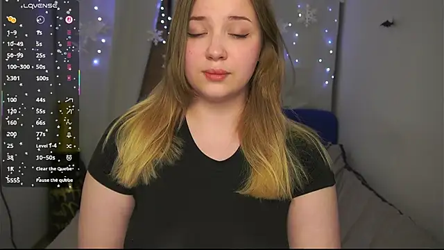 Chat XXX en directo de CuteSharloti