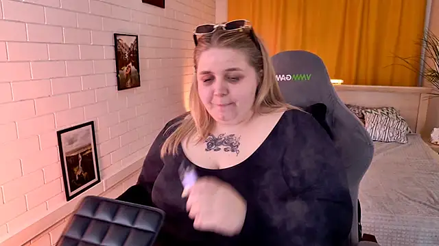 Chat XXX en directo de SladaDell