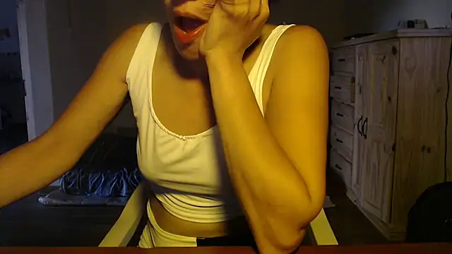 Missforever Chat XXX in diretta