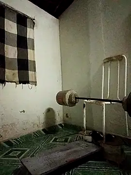 tarra122 élő XXX-chatje