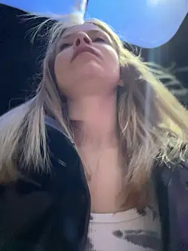 AnastasiaAniess Chat XXX in diretta