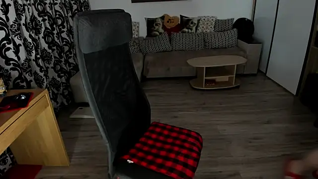 Charlotte_Diamonds' Webcam Show