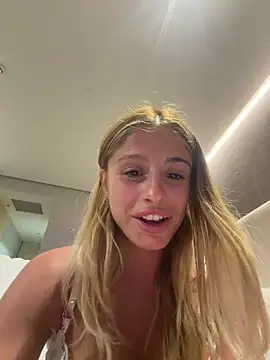 SophieVJ Live XXX-Chat