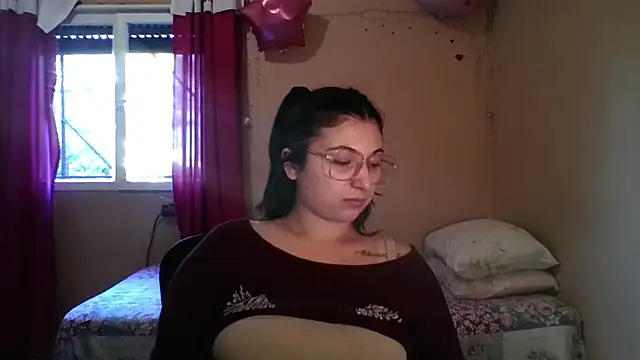 imsohornydacom – webcam-show