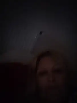 XXX chat uživo modela Divineblond