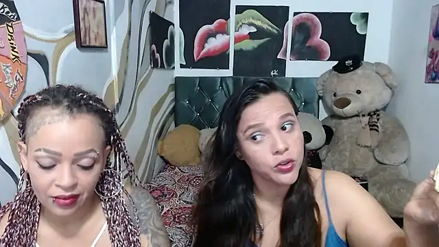 manzanahot9's Live XXX Chat