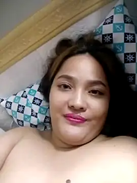 Sweet_Smile028's Live XXX Chat