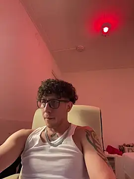 TitanNoir – Naživo XXX chat